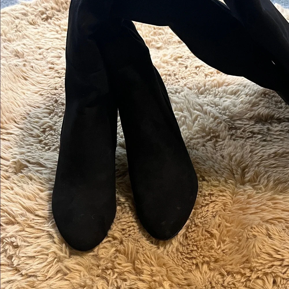 JustFab sleek sophisticated